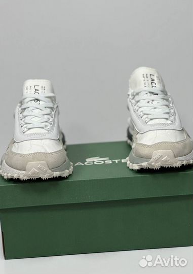 Кроссовки Lacoste стильные