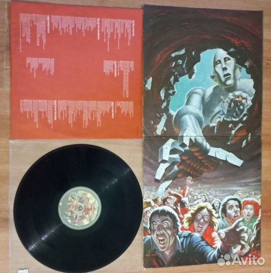 Queen Innuendo и News Of The World Испания 1 пресс