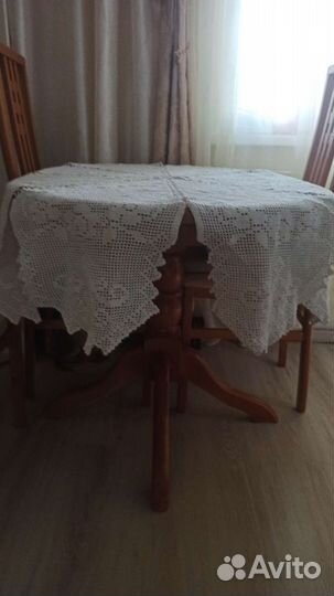 Две ажурные скатерти
