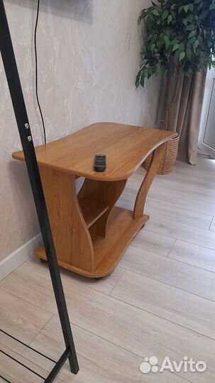 Журнальный столик