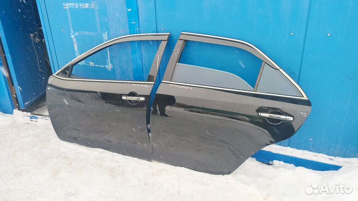 Toyota Camry 50 дверь левая