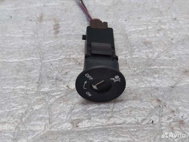 Кнопка отключения airbag Nissan note