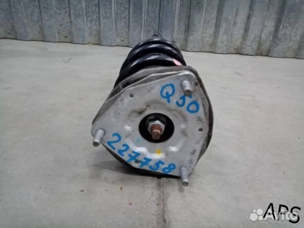 Стойка передняя Инфинити ку 50 кью 50 Infiniti Q50