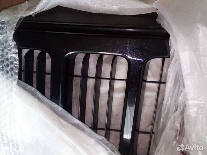 Решетка радиатора jeep grand cherokee 2008