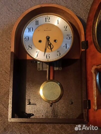 Часы Янтарь настенные с боем