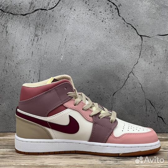 Кроссовки Nike Air Jordan 1 Размеры 36-40