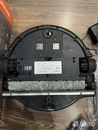 Робот пылесос ilife W400 моющий