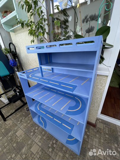 Стеллаж-парковка детская мебель
