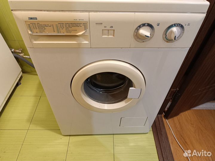 Стиральная машина Zanussi FLS - 872C