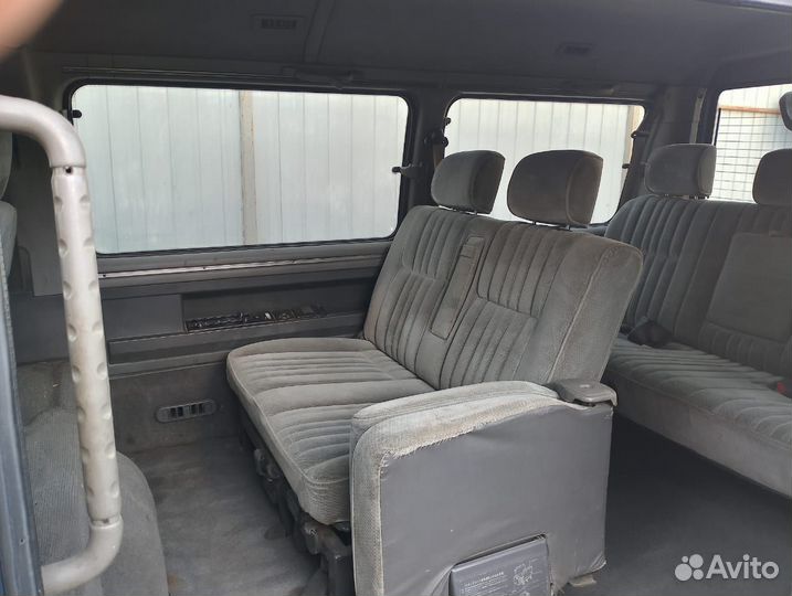 Mitsubishi Delica 2.5 AT, 1995, 200 000 км