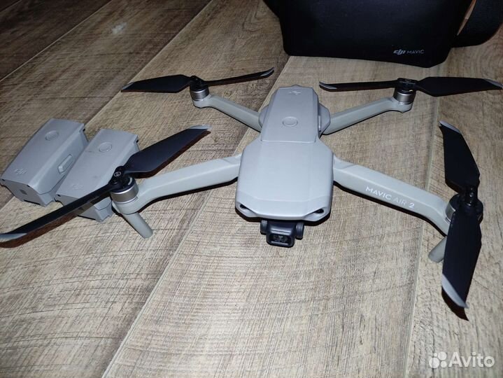 Квадрокоптер mavic Air 2 Combo