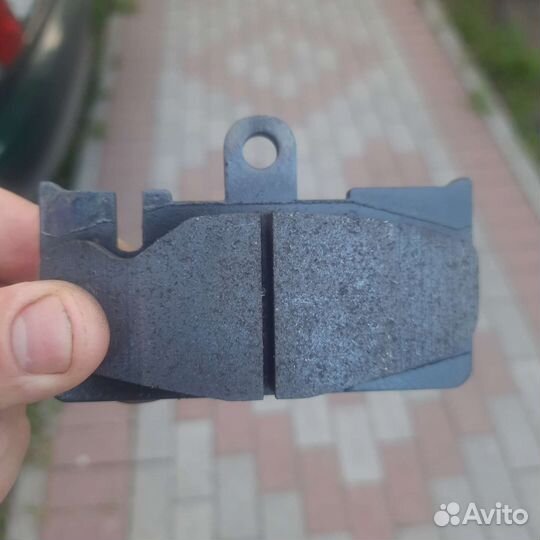 Тормозные колодки задние Lexus LS430