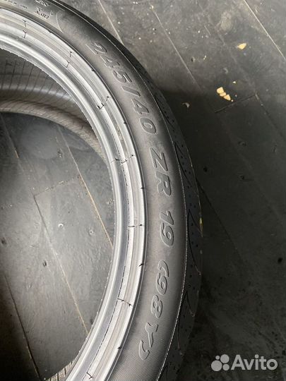 Pirelli P Zero Nero 245/40 R19