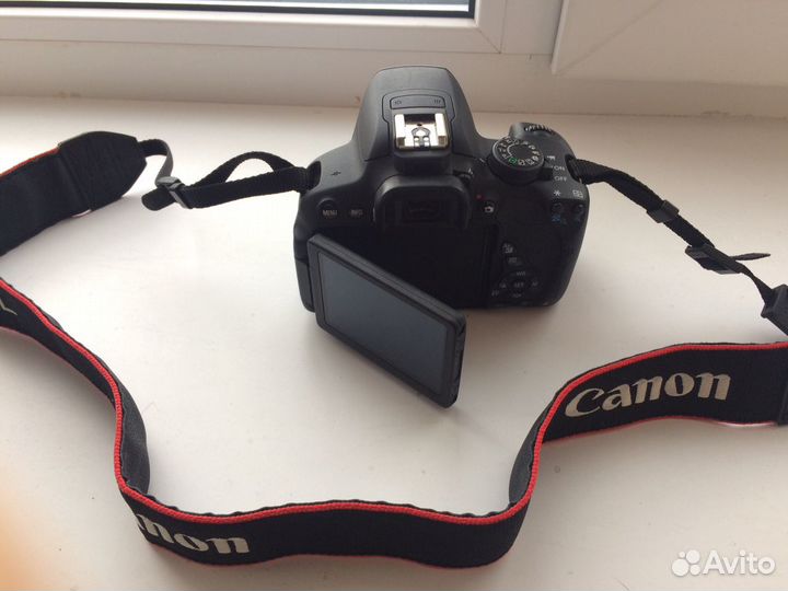 Canon 700D