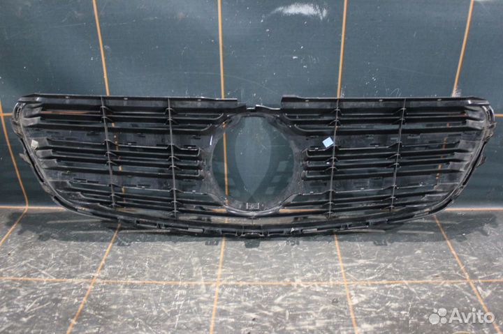 Решетка радиатора -Mercedes-Benz Vito W447