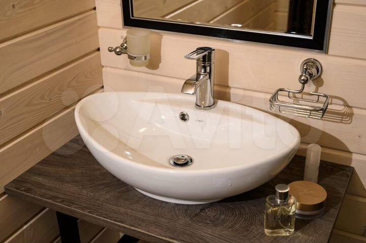 Гостиница, 900 м²