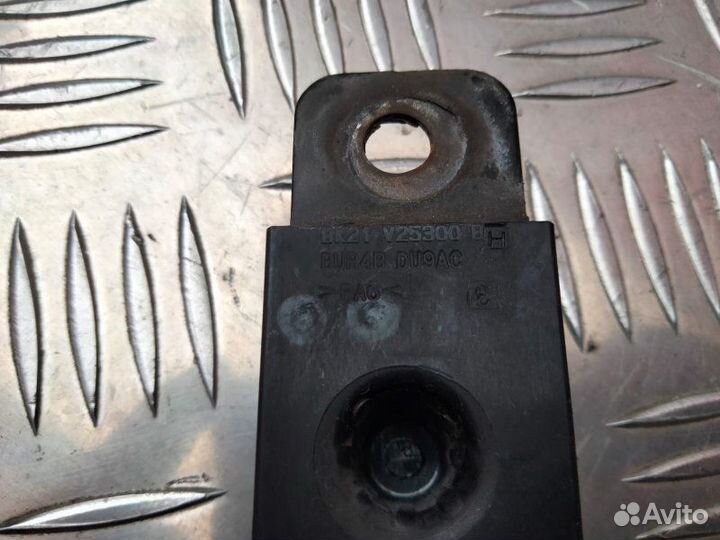 Направляющая сдвижной двери Ford Transit 2.2