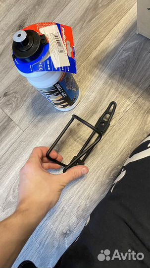 Крепление для бутылки на велосипед