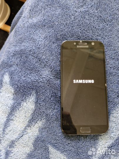 Samsung Galaxy A7 (2017) SM-A720F/DS, 3/32 ГБ