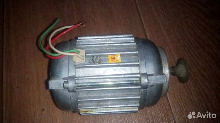 Электродвигатель Елпром tetebeh 220 v