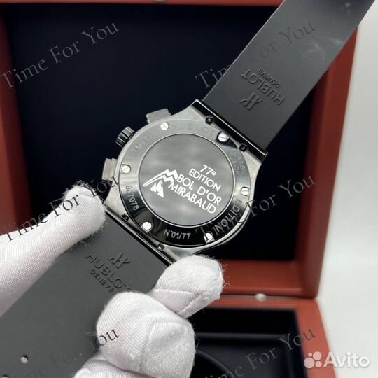 Мужские кварцевые часы Hublot