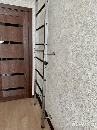 Шведская стенка с турником