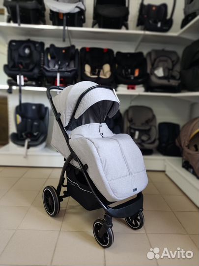 Прогулочная коляска indigo