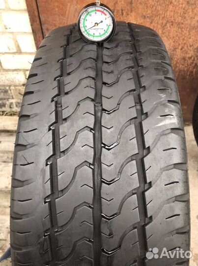 Dunlop EconoDrive 235/65 R16C