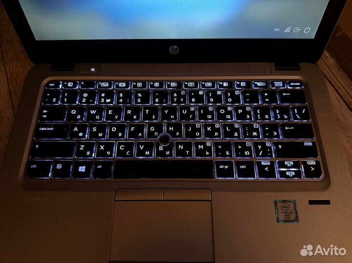 Мощный ультрабук HP EliteBook 820 G3