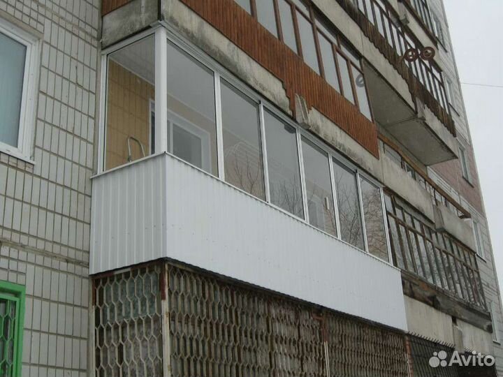 Балкон пластиковый с отделкой и утеплением