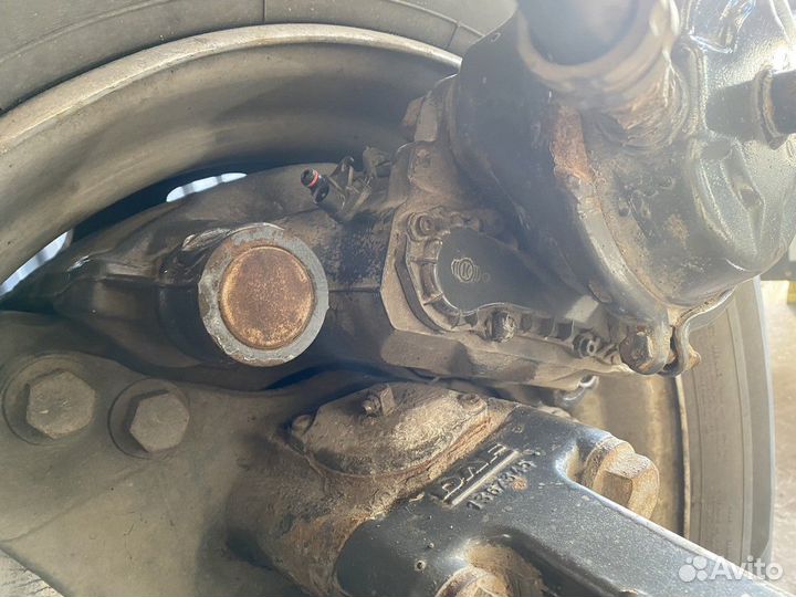 Суппорт тормозной Daf XF105