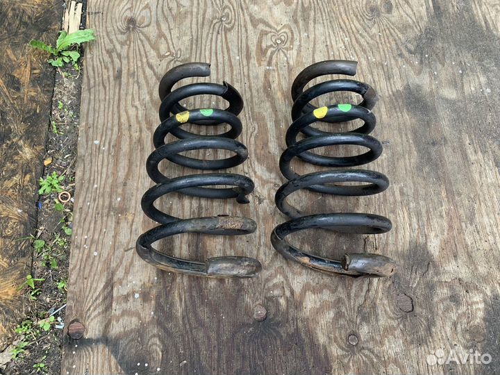 Volvo xc90 пружина задняя