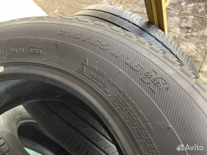 Michelin Latitude Tour HP 215/65 R16