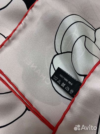 Шелковый платок chanel. Новый, оригинал