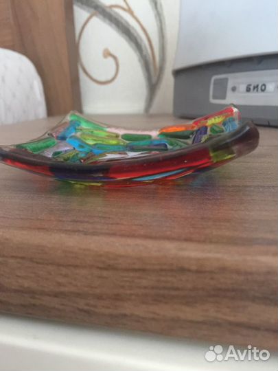 Пепельница цветное стекло