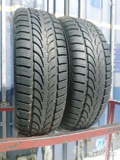 Nokian Tyres WR 205/70 R15 102P