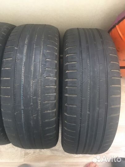 Nokian Tyres Hakka Blue 2 SUV 215/65 R16 102V