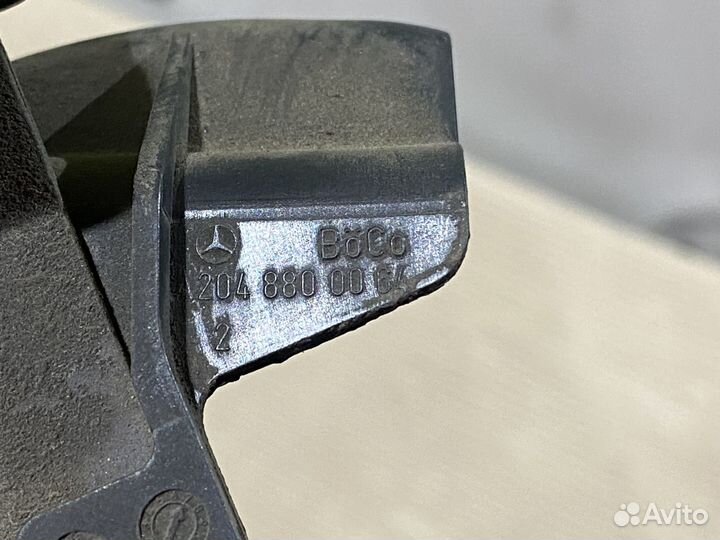 Замок капота Mercedes W204 X204 W166 W218 W292