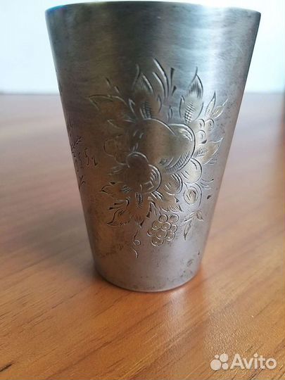 Серебряная стопка