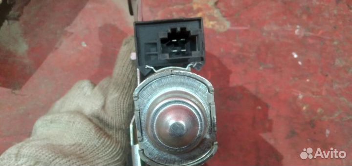 Приора хетчбек моторчик дворников задний ваз 2172