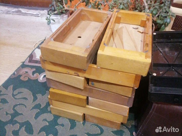 Поддон для швейной машины