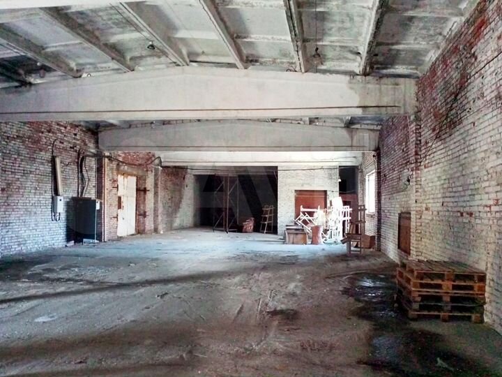 Складское помещение, 900 м²