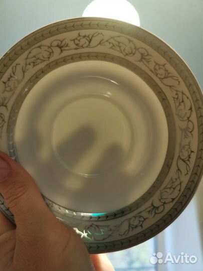 Фарфоровые чашки