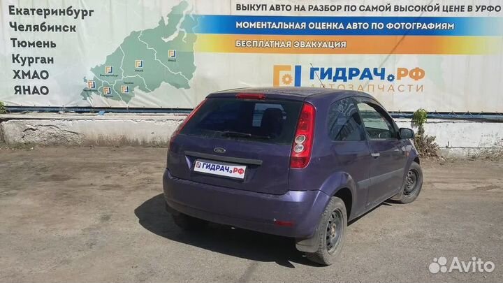 Стекло двери передней левой Ford Fiesta (Mk VI) 12