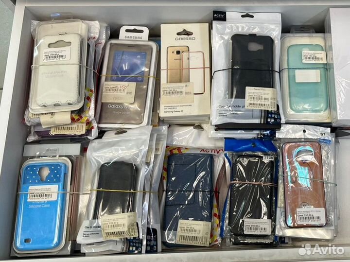 Аксессуары для Samsung - чехлы и пленки
