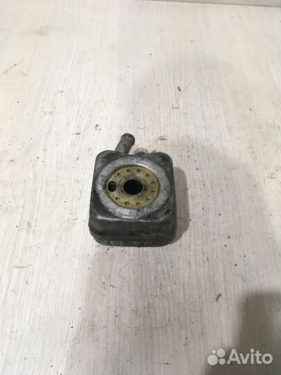 Радиатор масляный Ауди А4 Б6 1.8 AWM