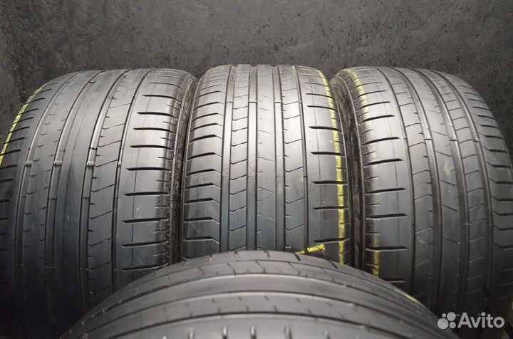 Pirelli P Zero PZ4 285/40 R22 и 325/35 R22 110Y