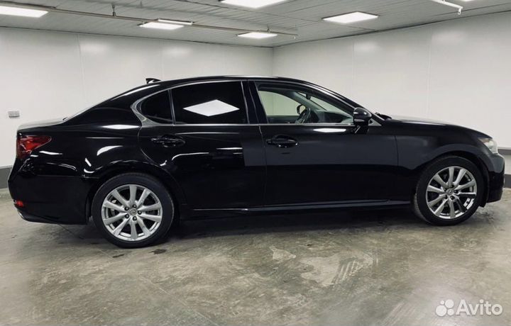 В разборе Lexus GS 4