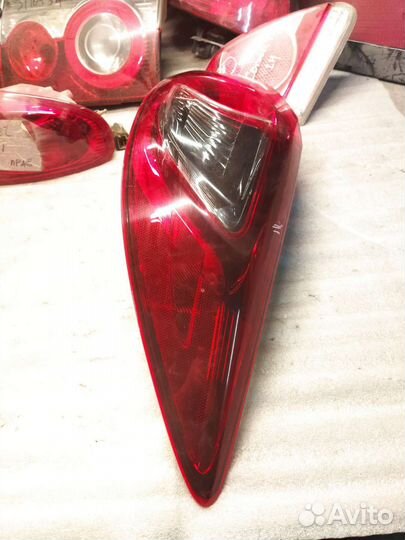 Фонарь правый Mazda CX5 2014 дефект