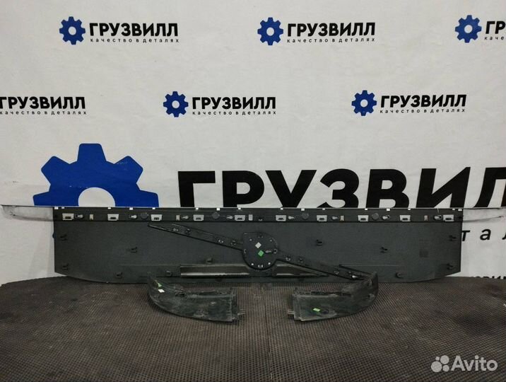 Накладка капота Volvo FMX 82430057